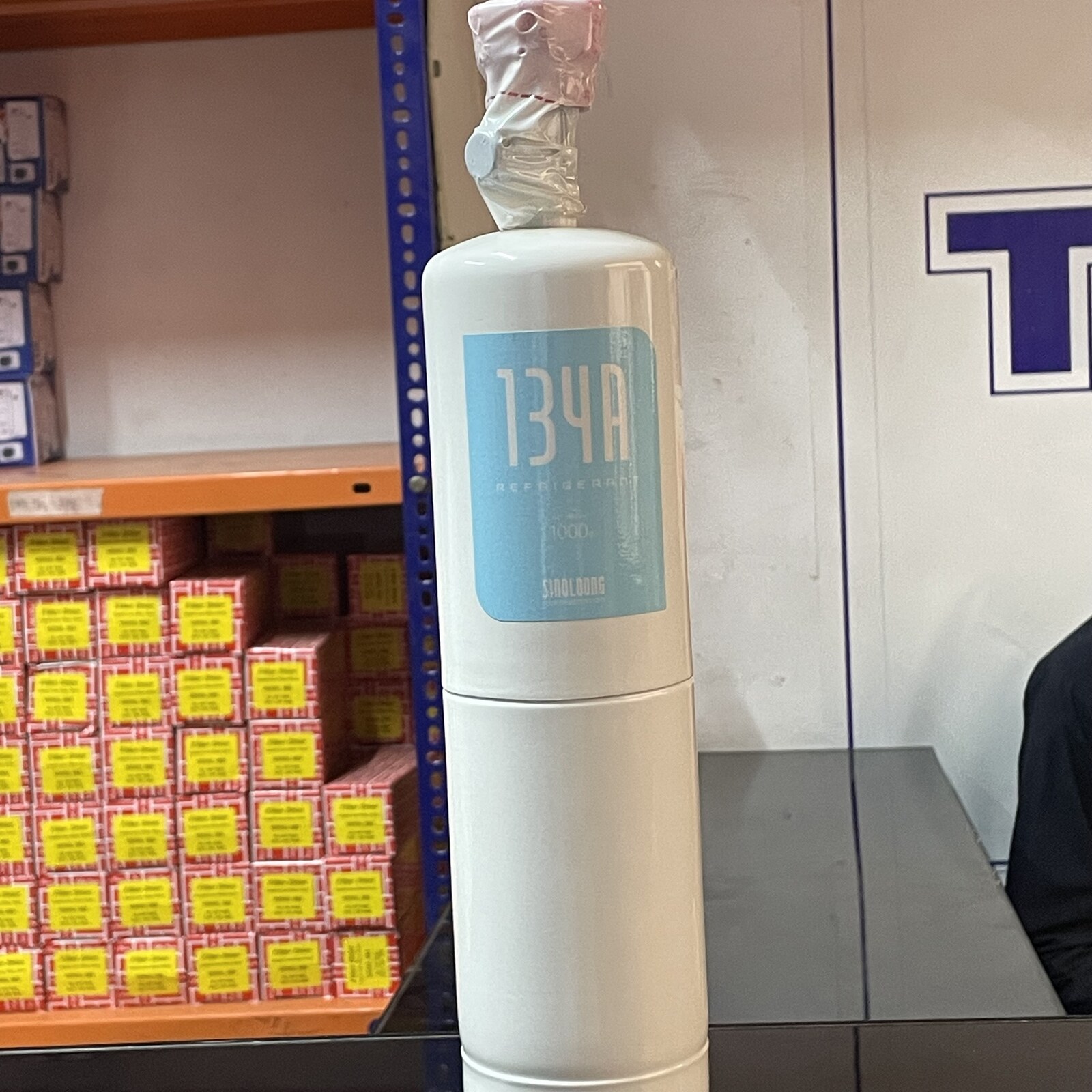 Sinoloong 134A Refrigerant 1000g - Image 2